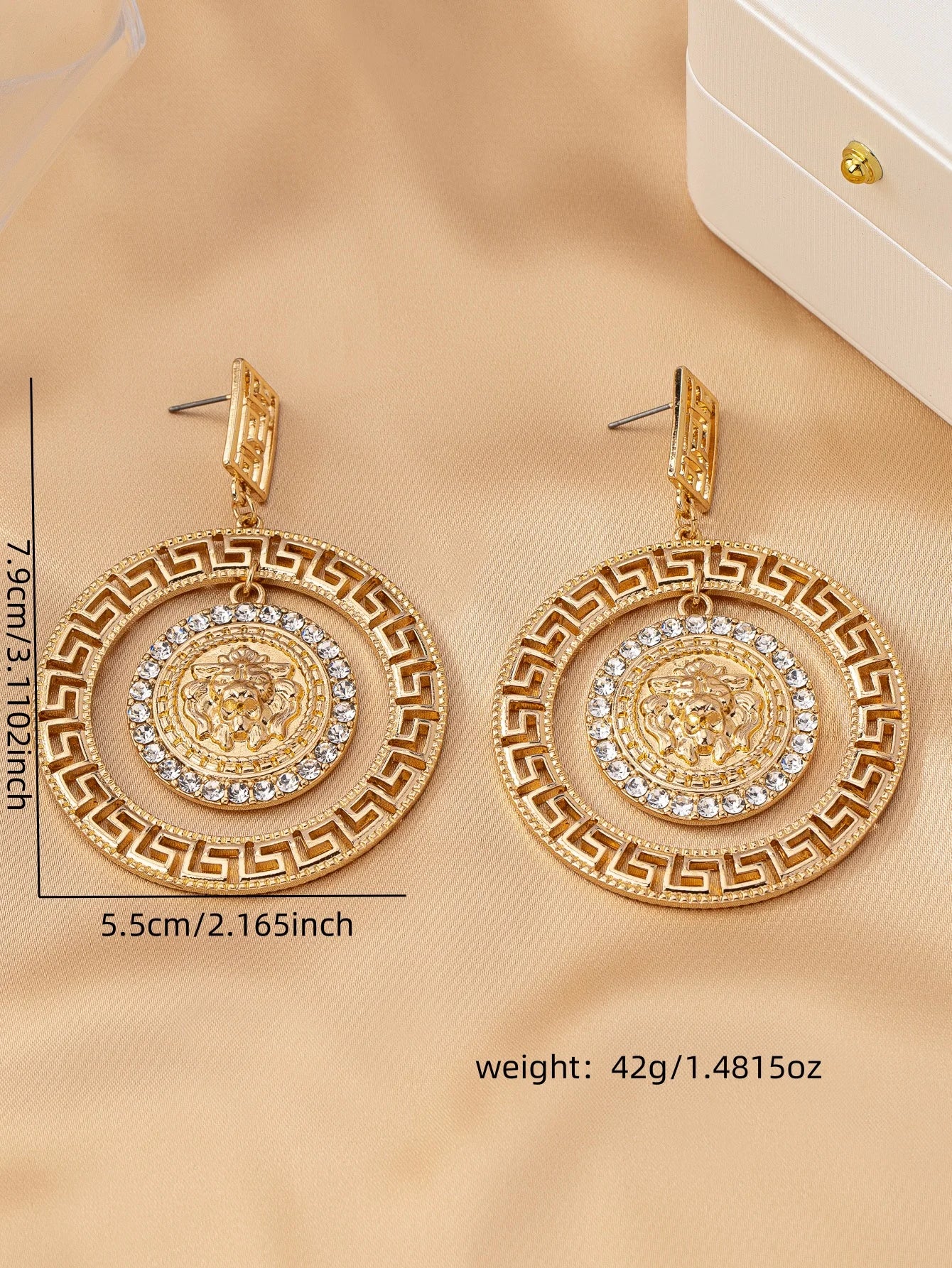 Luxury Round Lion Head High-End Elegant Drape Style Women's Earrings